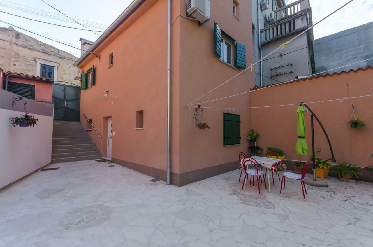 Villa House Poets Street In Old Šibenik Extérieur photo
